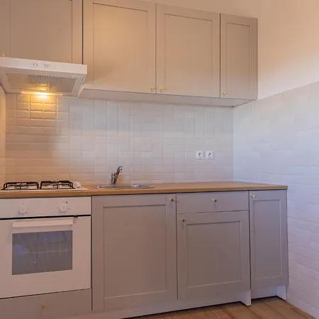 Rubbi, No 2 Apartament